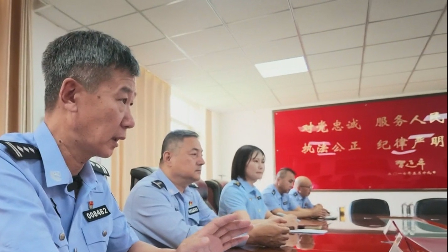 市公安交管部门约谈35家上半年“涉牌”违法突出货运企业