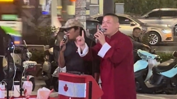 郑州像到离谱的“小岳岳”找到了！ 原本是做装修的 直播后越来越自信