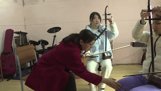 从无法“看”谱到唱响全国舞台 十堰盲人乐队用音乐照亮生命之光 从无法“看”谱到唱响全国舞台 十堰盲人乐队用音乐照亮生命之光