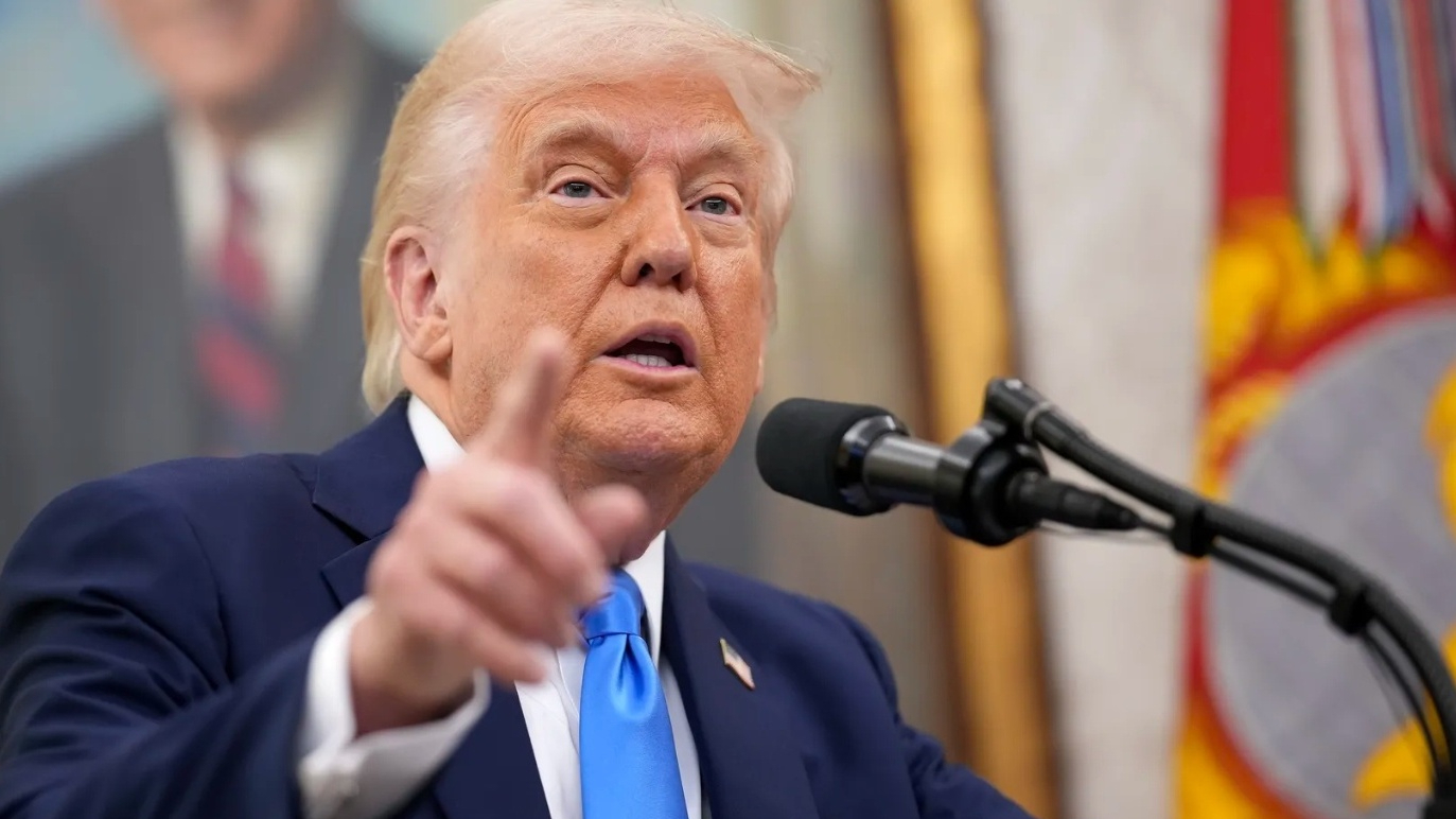 美国汽油价格突破每加仑4美元，特朗普：美军离开伊朗油价就能跌