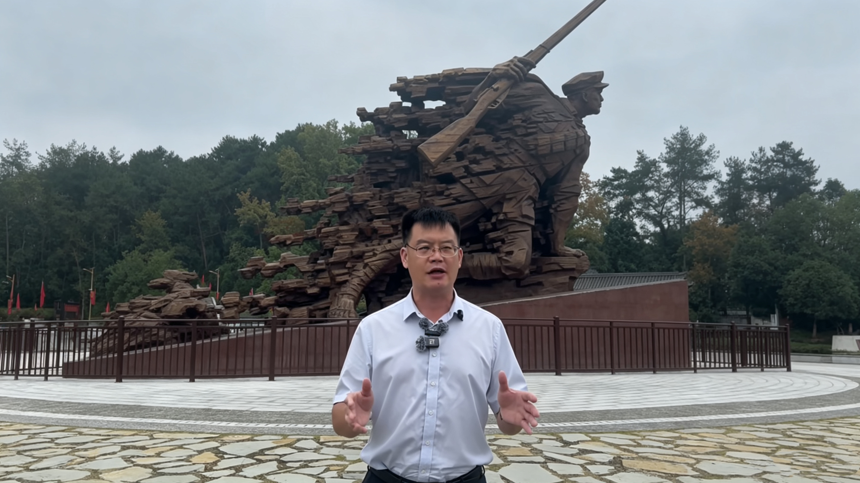 屹立湘江之畔 雕塑诉说铁血长征记忆 屹立湘江之畔 雕塑诉说铁血长征记忆