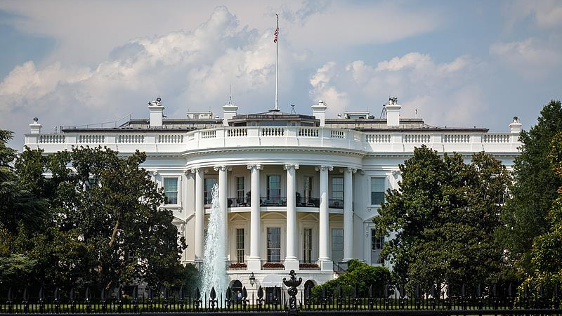 白宫:特朗普已签署行政令,将对加拿大关税税率上调至35% 白宫:特朗普已签署行政令,将对加拿大关税税率上调至35%