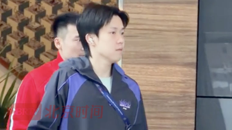 国乒正式开启世乒赛团体赛征程,王楚钦出发上训 国乒正式开启世乒赛团体赛征程,王楚钦出发上训