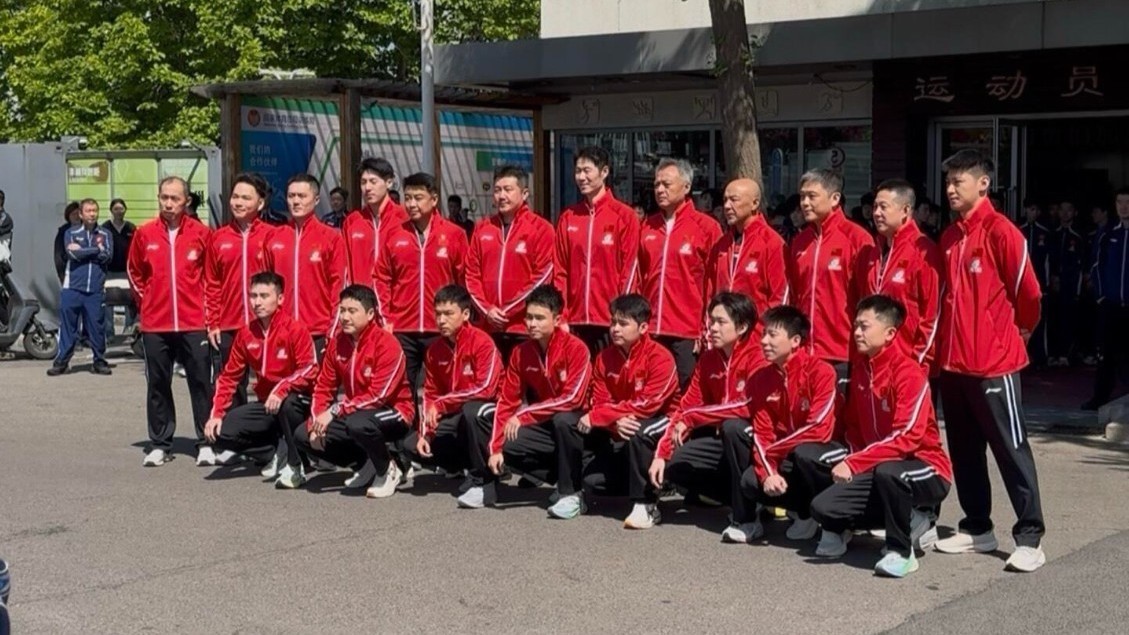 国乒出发伦敦参加团体世乒赛 出发前拍摄大合影