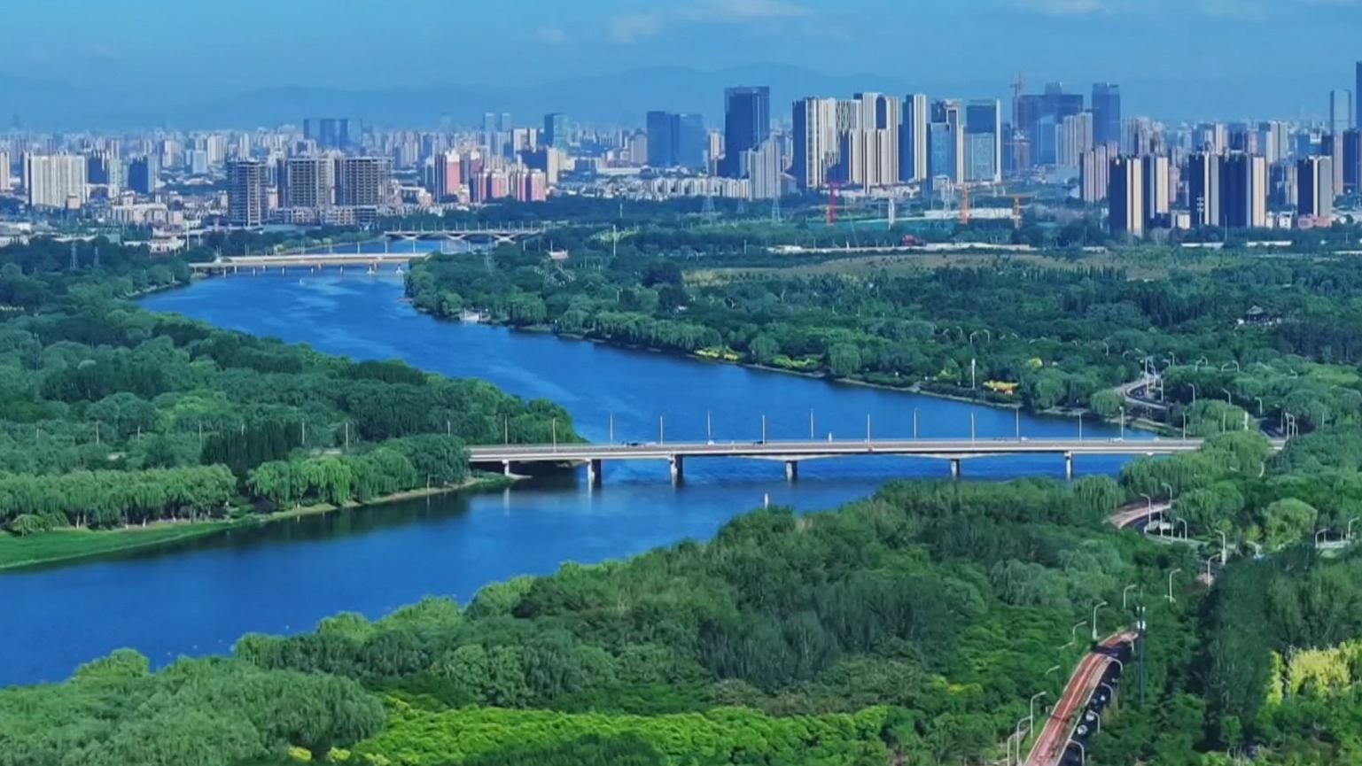 春启新程·聚焦2026全国两会丨代表委员共话“十五五” 阔步奋进新征程 春启新程·聚焦2026全国两会丨代表委员共话“十五五” 阔步奋进新征程