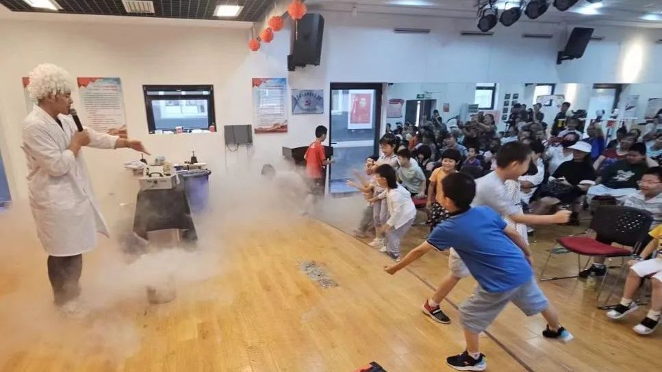 广内街道开展“科技嘉年华 童趣游园会”活动