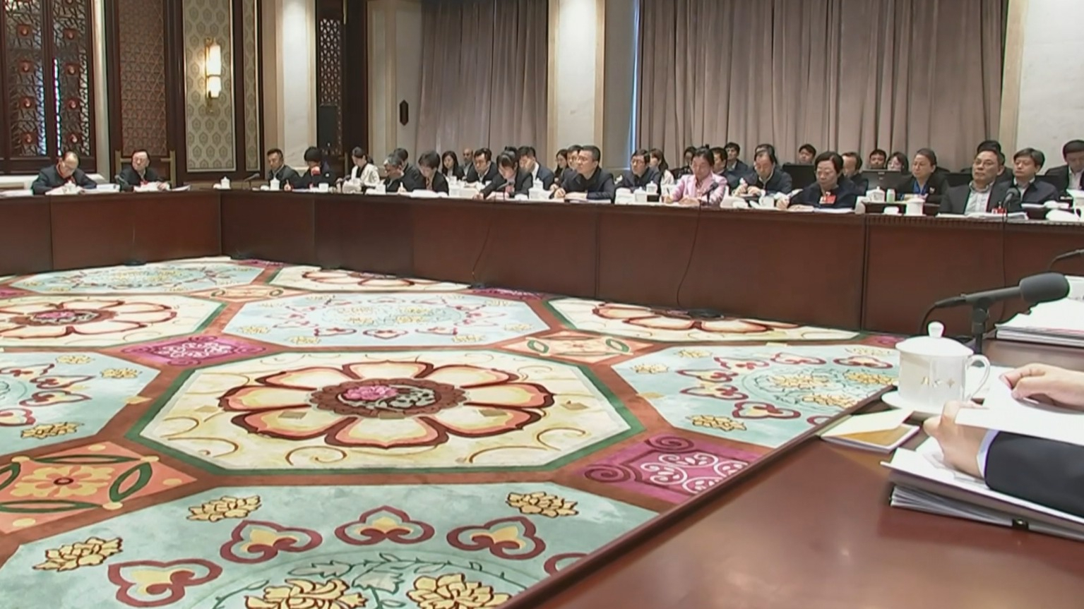 北京市代表团审查计划报告和预算报告 尹力殷勇李秀领参加 北京市代表团审查计划报告和预算报告 尹力殷勇李秀领参加