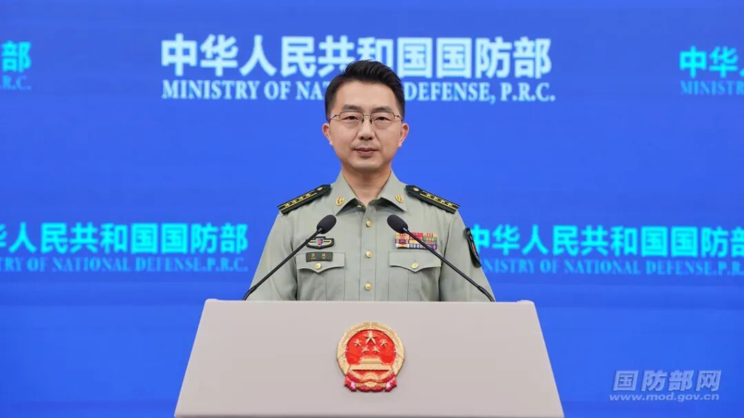 “航母编队罕见提前公布”,国防部回应 “航母编队罕见提前公布”,国防部回应