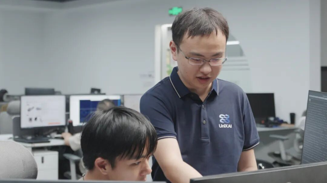 为了给奶奶造个保姆机器人,这位00后从耶鲁休学了 为了给奶奶造个保姆机器人,这位00后从耶鲁休学了