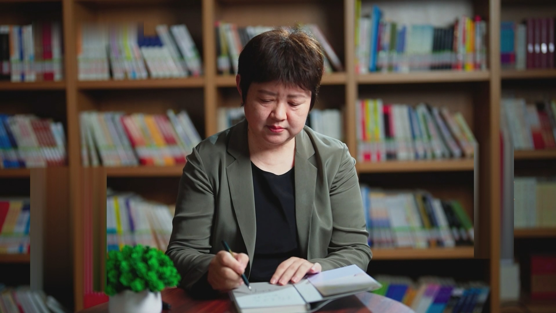 面向世界的北京文学：以笔墨刻写人性之光