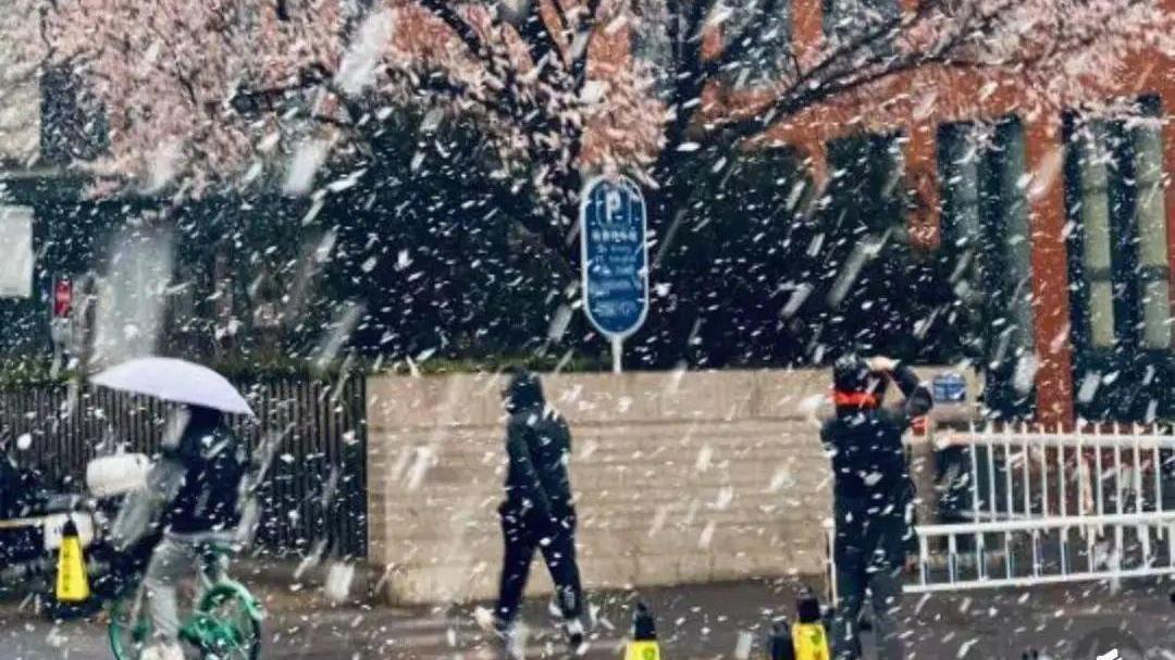 3月下雪正常吗?北京这场“鹅毛大雪”是怎么回事 3月下雪正常吗?北京这场“鹅毛大雪”是怎么回事
