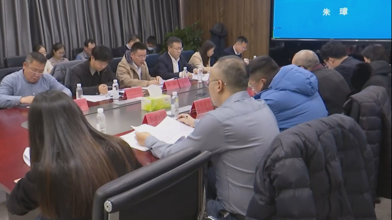今年前三季度本市累计减税降费及退税超1400亿元