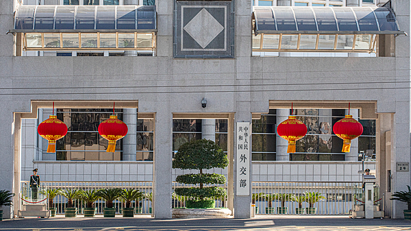 外交部:欢迎更多美国民众来华参访交流 外交部:欢迎更多美国民众来华参访交流