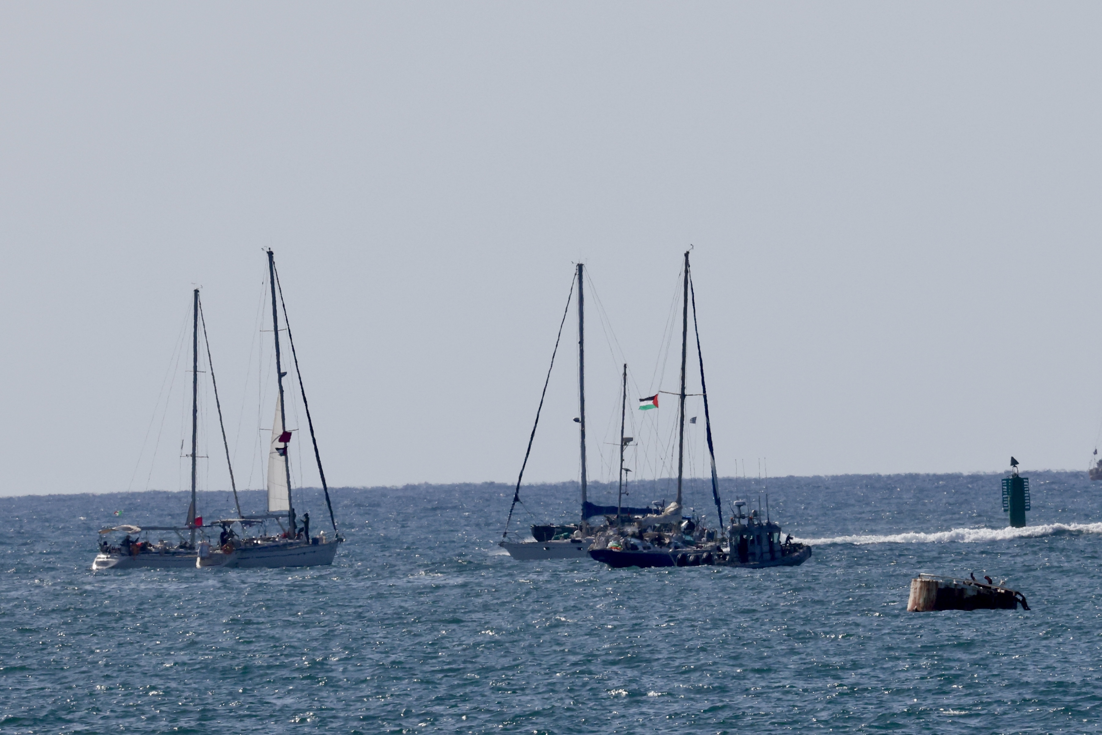 以色列拦截加沙援助船队,多方表示谴责 以色列拦截加沙援助船队,多方表示谴责