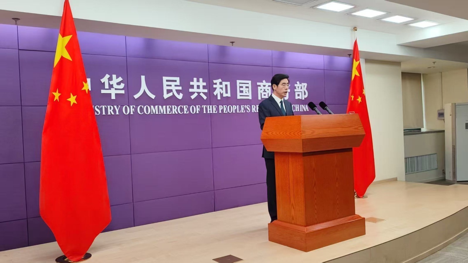 商务部:两用物项对日出口管制,制止“再军事化”涉民事用途不受影响 商务部:两用物项对日出口管制,制止“再军事化”涉民事用途不受影响